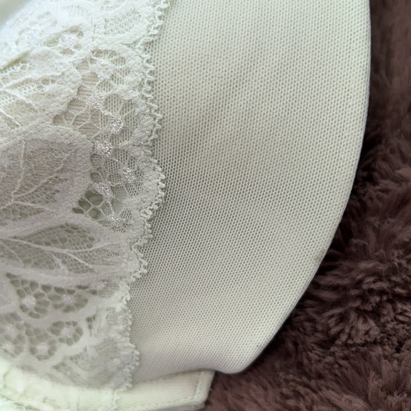 Woman’s Target Auden Lace Bra’s Size 38B - Picture 10 of 12
